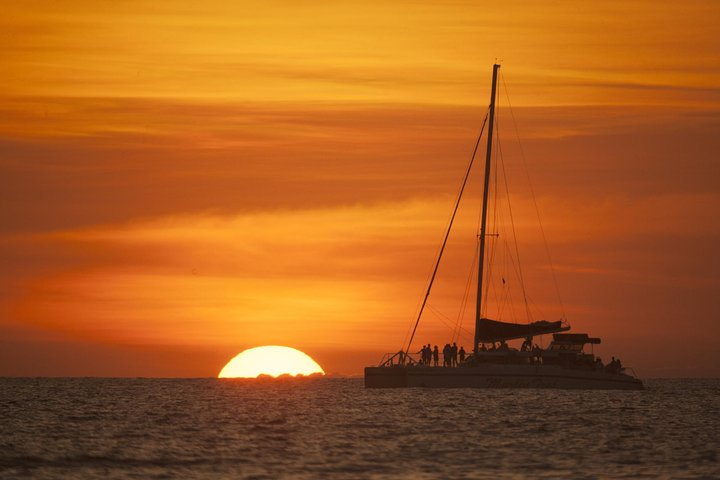 Marlin del Rey Catamaran Sailing Sunset Cruise Tamarindo - Native's Way Costa Rica Tours & Packages 